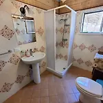 Дом отдыха Casa Spezzara Санта-Доменика
