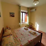 Casa Spezzara