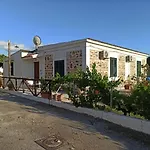 Дом отдыха Casa Spezzara Санта-Доменика