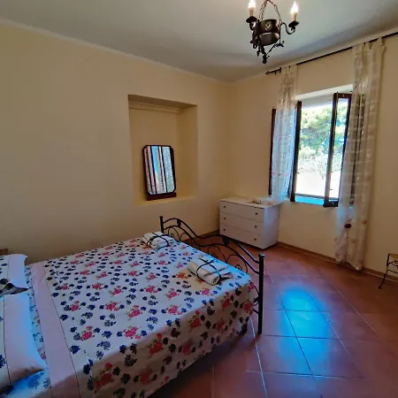 Casa Spezzara Santa Domenica (Vibo Valentia)