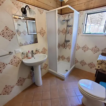 Semesterbostad Casa Spezzara Santa Domenica (Vibo Valentia)