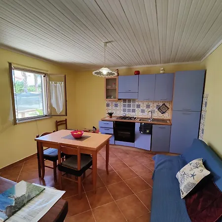Semesterbostad Casa Spezzara