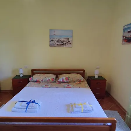 Casa Spezzara Tatil Evi *